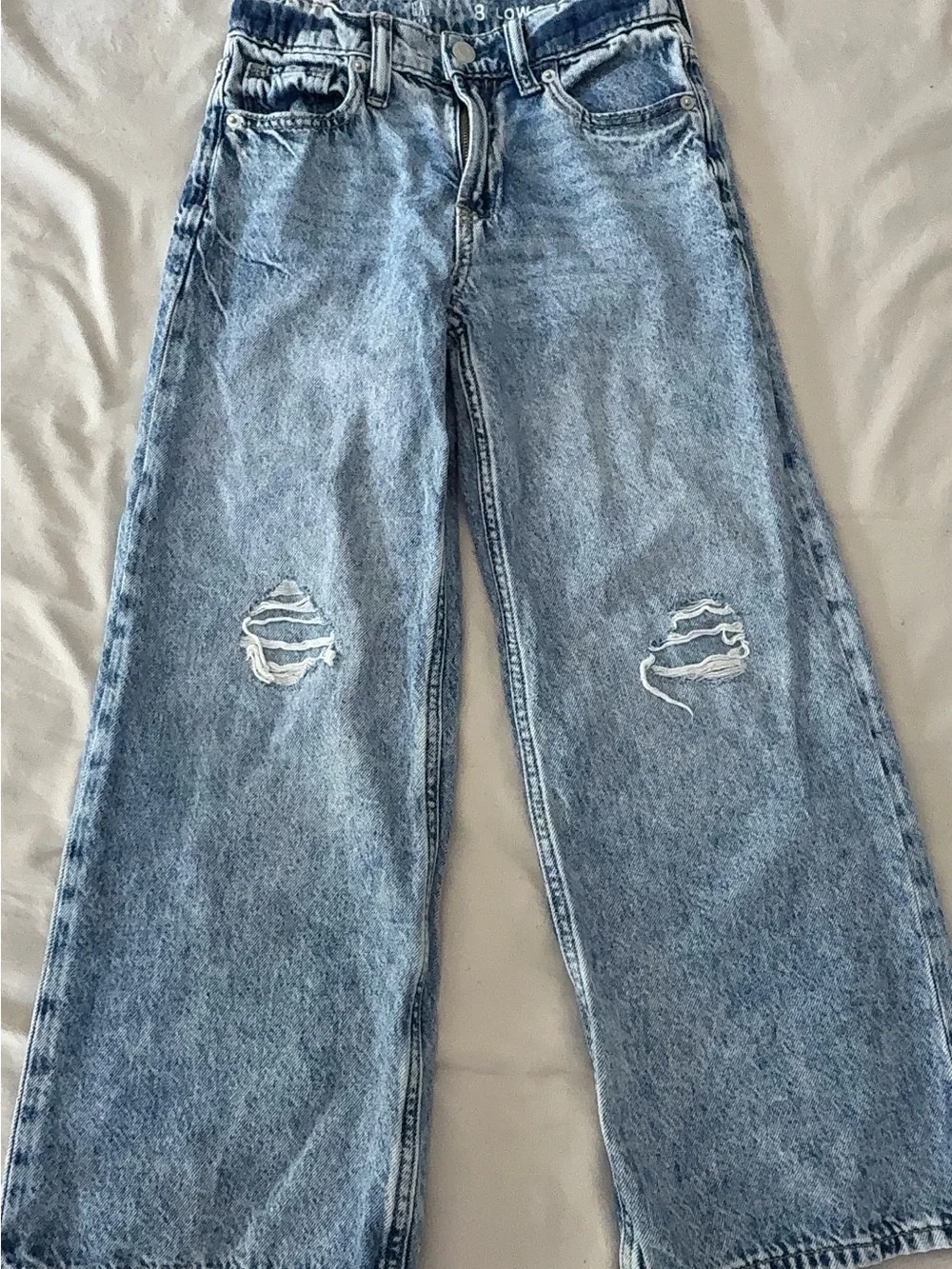 Gap Kids Low Stride Wide Leg Distressed Jeans Girls Size 8 Light Wash Denim